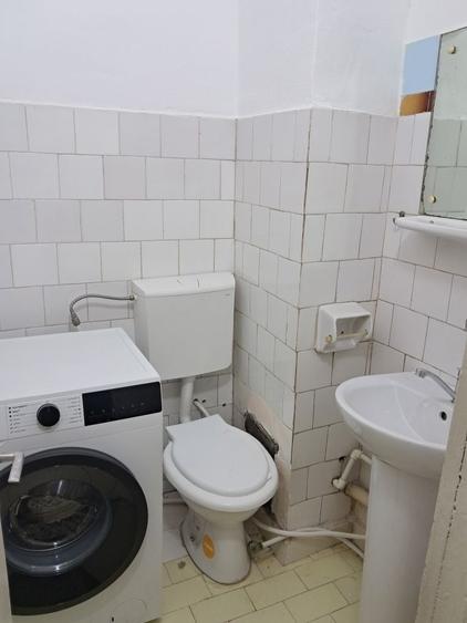 Apartament cu 3 camere decomandat în Unirii Sud