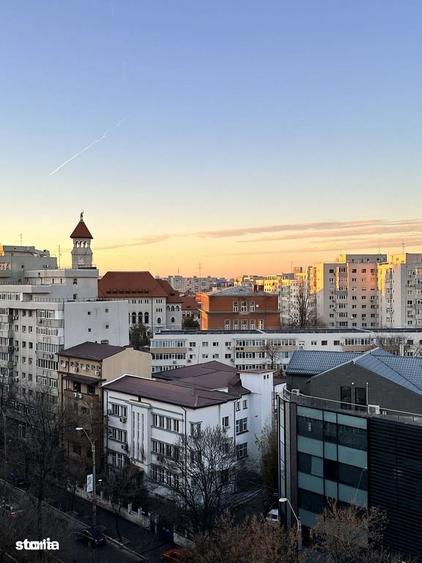 Apartament cu 3 camere decomandat în Titulescu