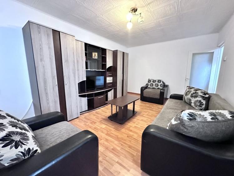 Apartament cu 2 camere decomandat, mobilat în Cetate