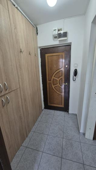 Garsonieră decomandată în Moșilor