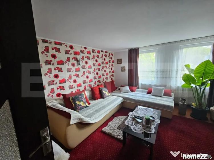 Casă cu 4 camere cu Teren 5755 Mp în Central