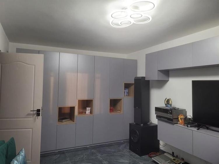 Apartament cu 2 camere decomandat în Brazda lui Novac