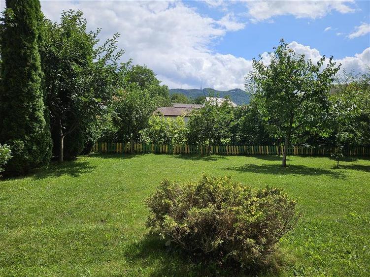 Apartament central cu acces la gradina si 2 locuri parcare - 14