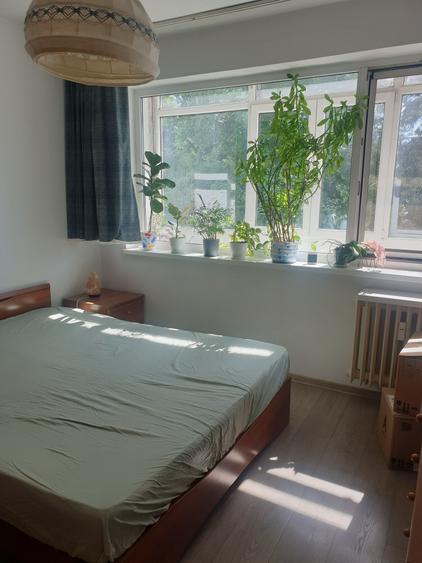 Apartament cu 2 camere semidecomandat în Șerban Vodă