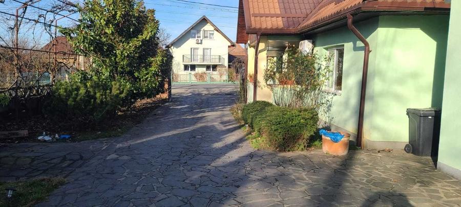 Casă cu 4 camere în Recea
