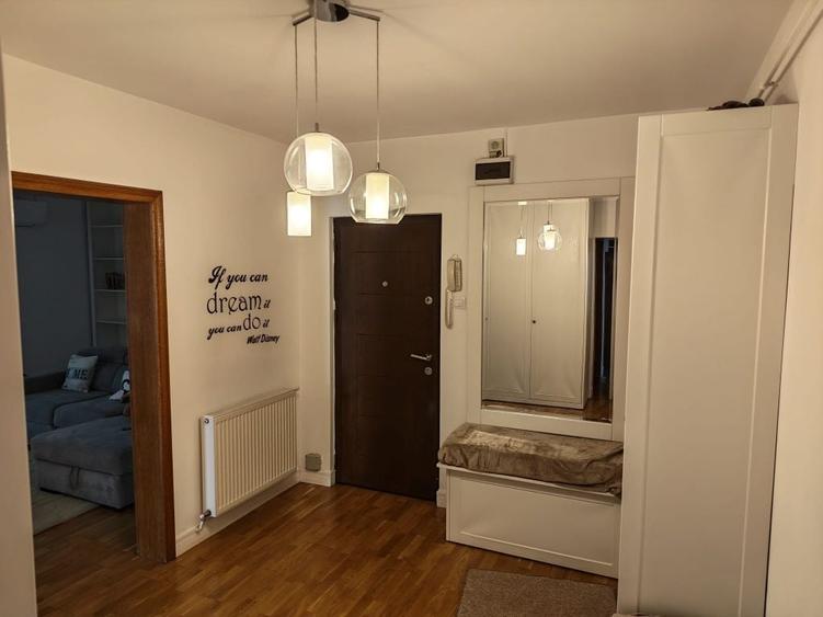 Apartament cu 3 camere decomandat în Tătărași