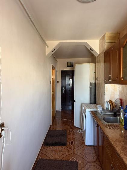 Apartament cu 2 camere decomandat în Micro 5