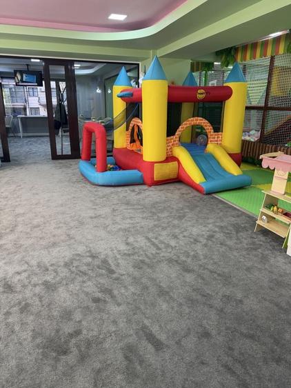 Spațiu comercial, de 250 mp, în Fundeni