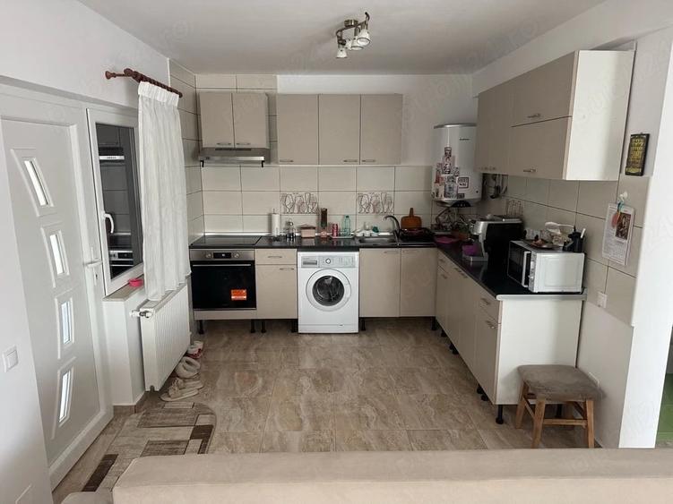 Casă cu Teren 600 Mp în Borhanci