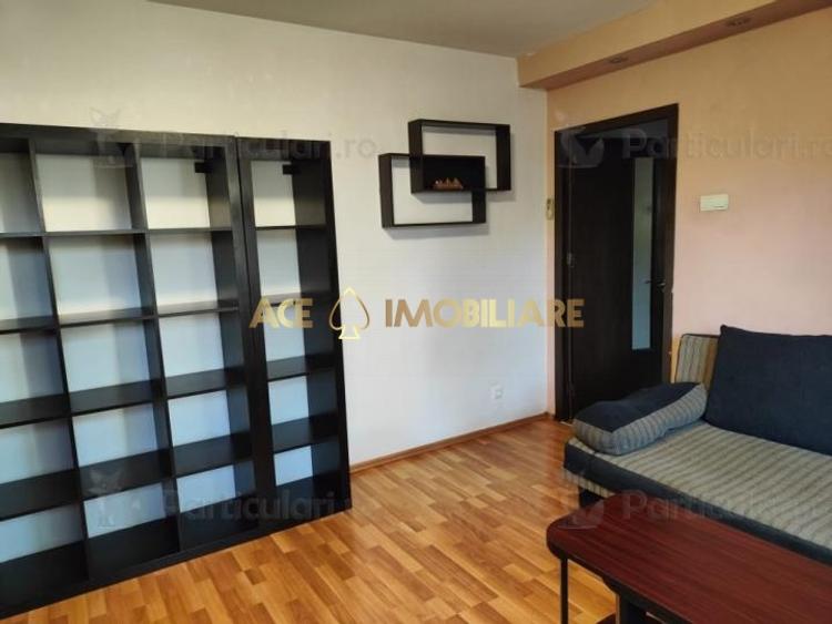 Apartament cu 3 camere semidecomandat, mobilat în Militari