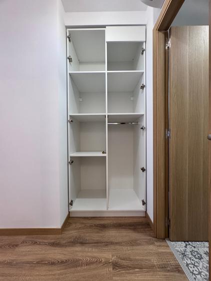 Apartament cu 3 camere în Costin Georgian
