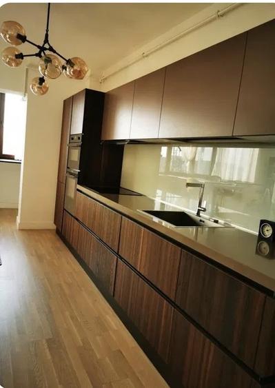 Apartament cu 3 camere semidecomandat, mobilat în Herăstrău