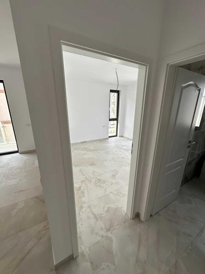 Apartament cu 2 camere decomandat în Giroc