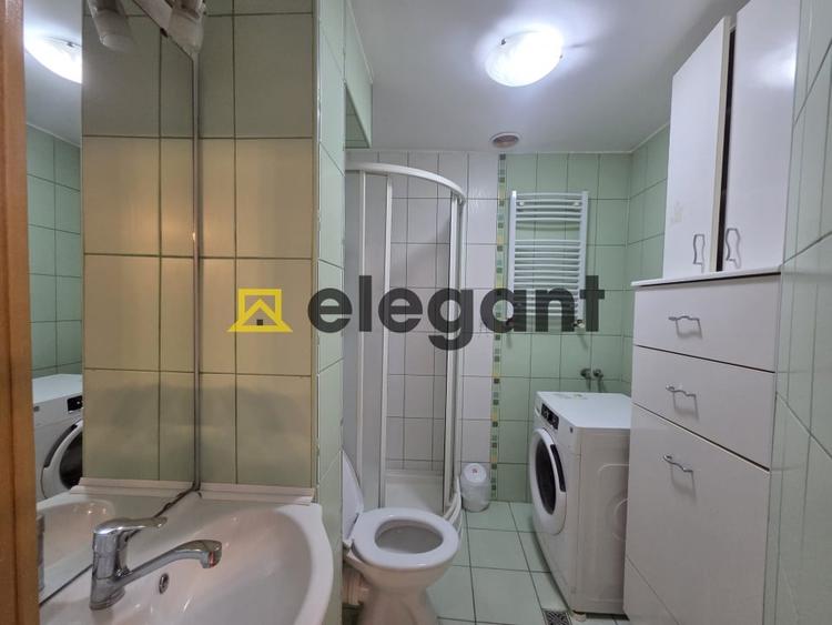 Apartament cu 4 camere decomandat, mobilat în Sărari