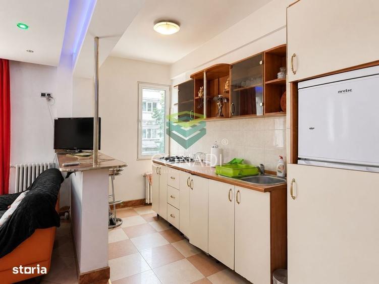 Apartament cu 3 camere semidecomandat în Kogălniceanu