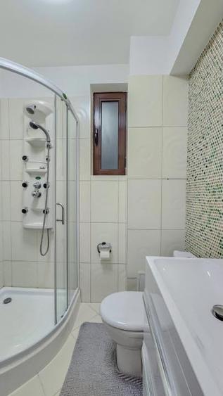 Apartament cu 3 camere decomandat, mobilat în Străulești