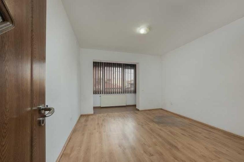 Apartament cu 3 camere decomandat în Mărășești