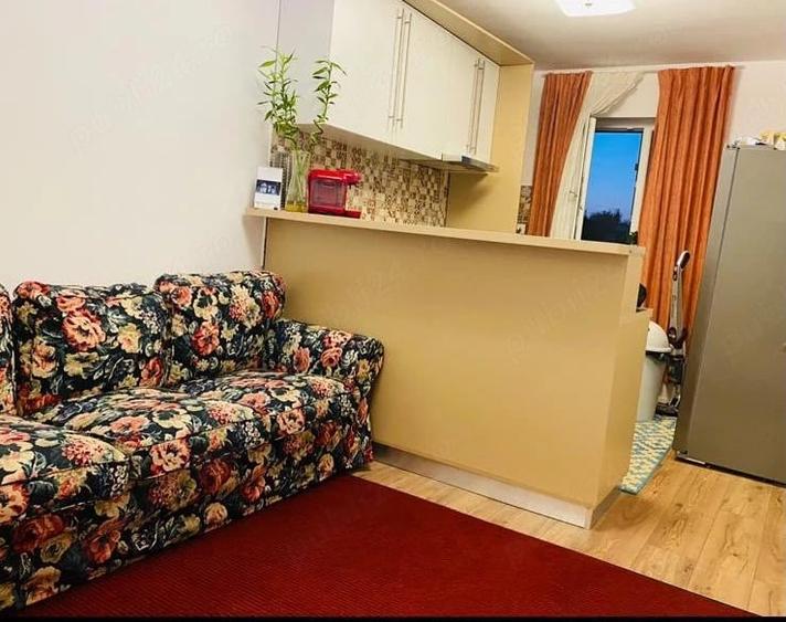 Apartament cu 3 camere decomandat în Giulești