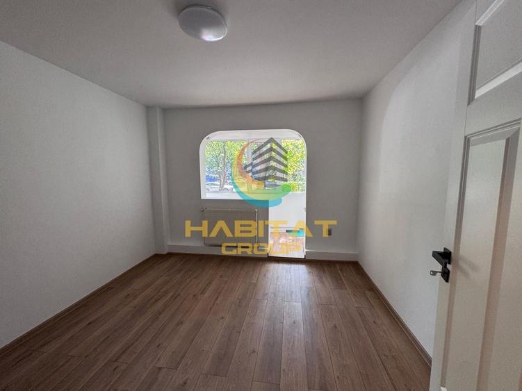 Apartament cu 4 camere decomandat în Tineretului