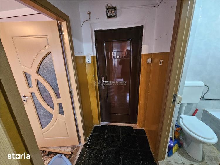 Garsonieră decomandată în Calea Caransebeșului