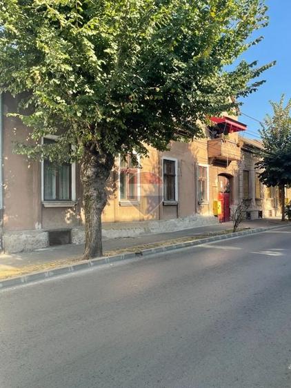 Garsonieră semidecomandată în Central