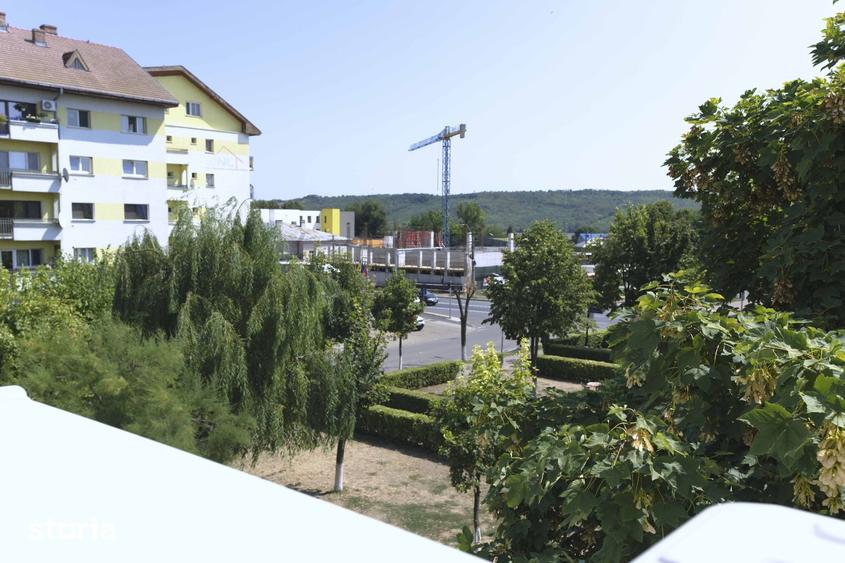 Apartament cu 4 camere în Central