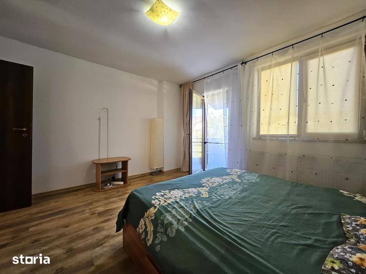 Casă cu 4 camere cu Teren 198 Mp în Domnești