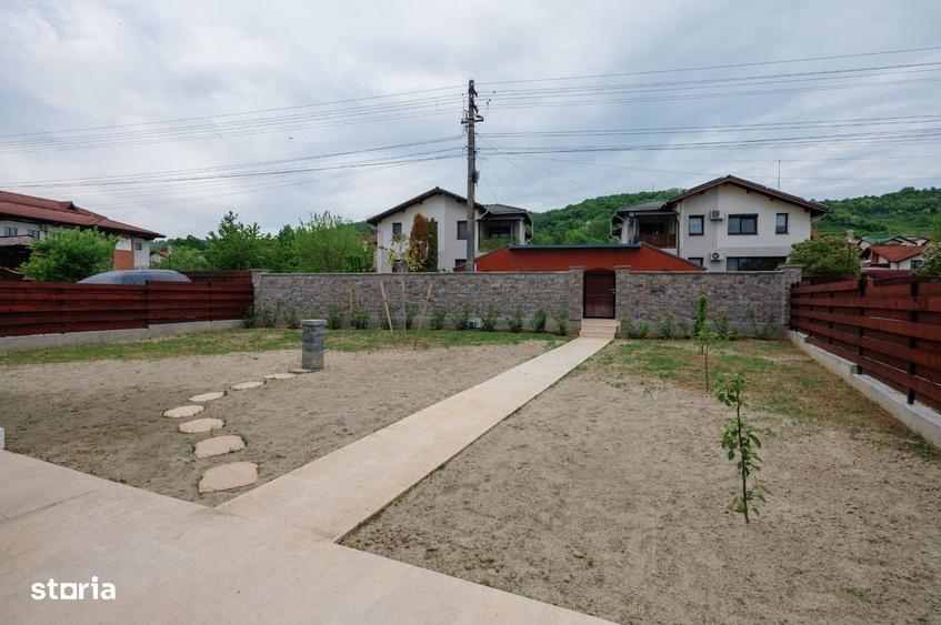 Casă cu 4 camere cu Teren 600 Mp în Ștefănești