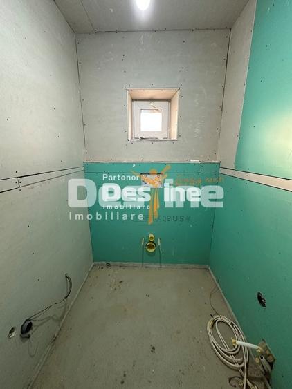 Duplex cu 3 camere cu Canalizare în Central
