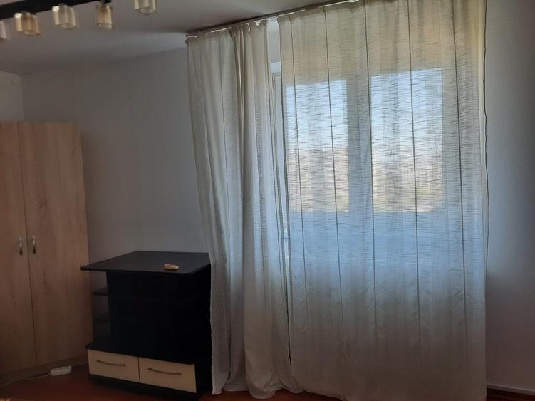 Apartament cu 2 camere decomandat în Lujerului