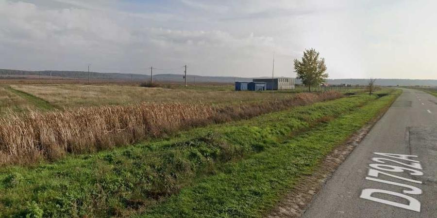 Teren de 5700 mp, în Chișlaca