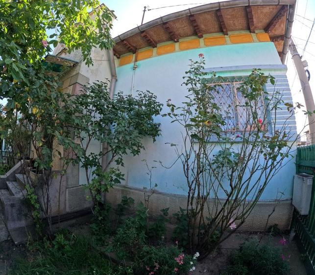 Casă individuală cu 3 camere cu Canalizare în Ana Ipătescu