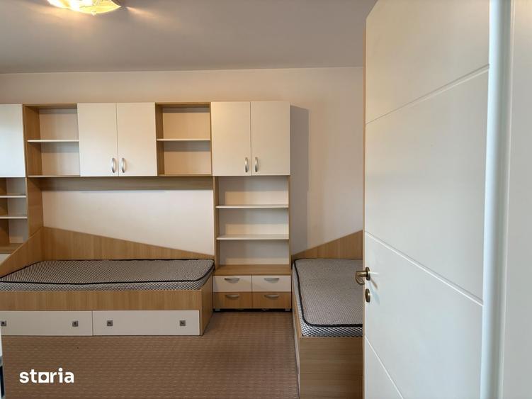 Apartament cu 3 camere, mobilat în Florești