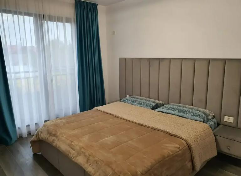 Casă cu 4 camere cu Canalizare în 23 August (Cațelul)