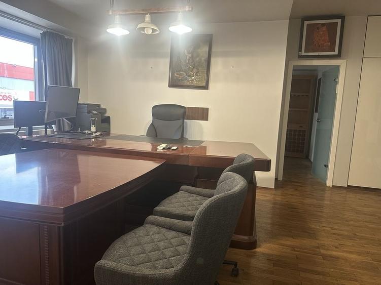 Spațiu comercial, de 230 mp, în Exterior Vest