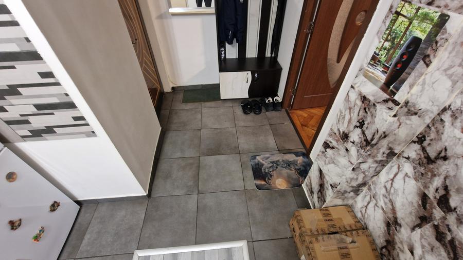 Apartament cu 2 camere semidecomandat în Astra