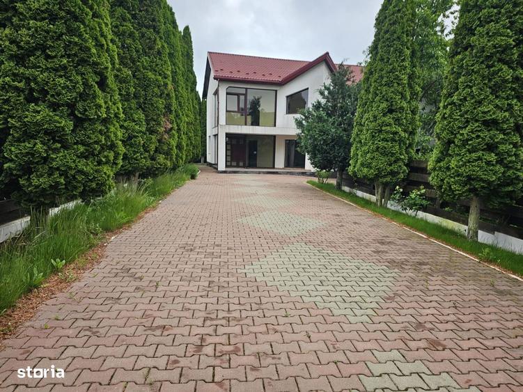 Casă cu 4 camere în Valea Lupului