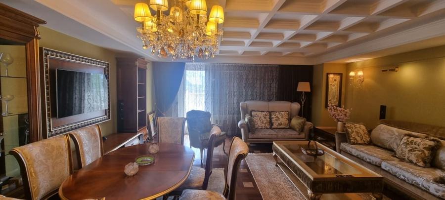 Apartament cu 3 camere decomandat, mobilat în Herăstrău