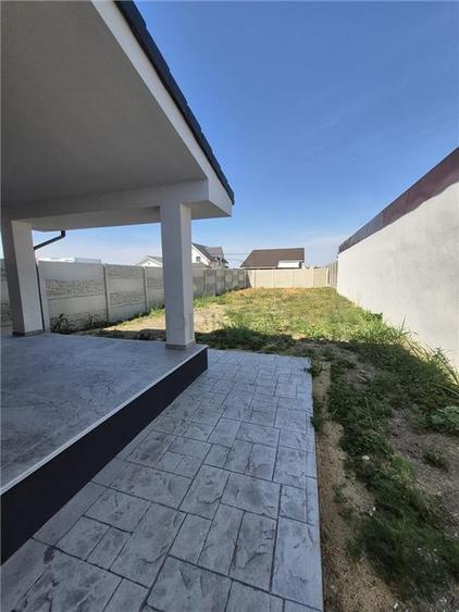 Duplex cu 5 camere cu Canalizare în Moșnița Nouă