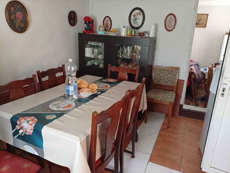 Casă cu 1 camere cu Teren 500 Mp în Buciumeni