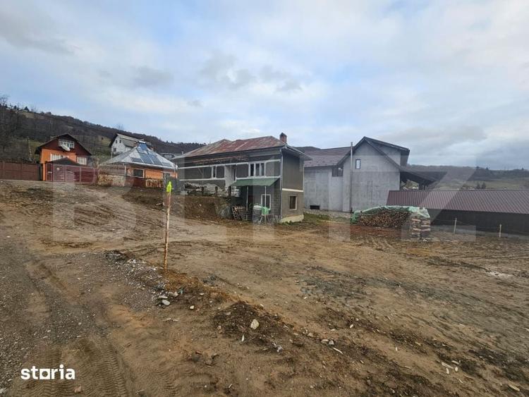 Casă cu 3 camere cu Teren 642 Mp în Central