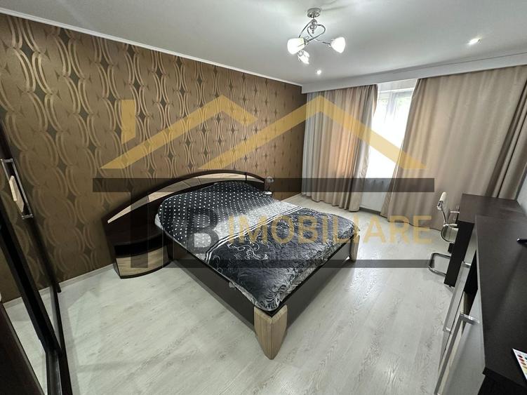 Apartament cu 3 camere decomandat în Cornișa