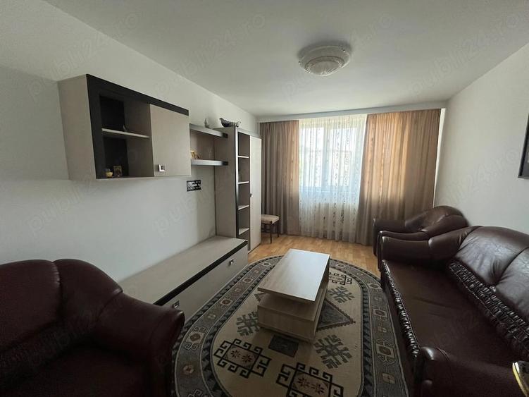 Vand Aartament de 3 camere mobilat pe Bld. Oituz in Onesti - 3
