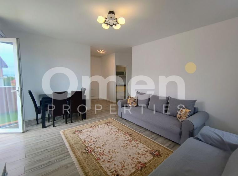 Apartament cu 2 camere semidecomandat, mobilat în Est