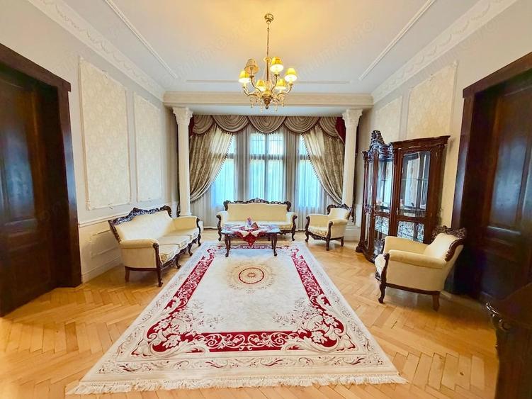 Apartament cu 3 camere semidecomandat în Sinaia