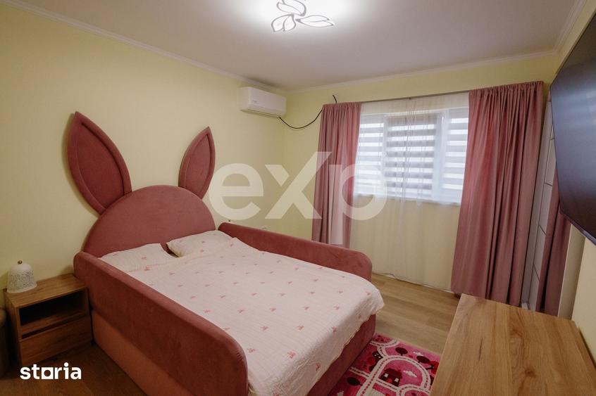 Casă cu 4 camere cu Teren 1014 Mp în Moșoaia
