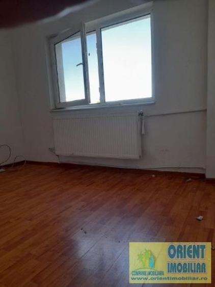 Apartament cu 2 camere semidecomandat în Tomis Nord