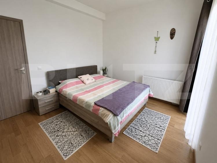 Apartament cu 2 camere semidecomandat, mobilat în Florești
