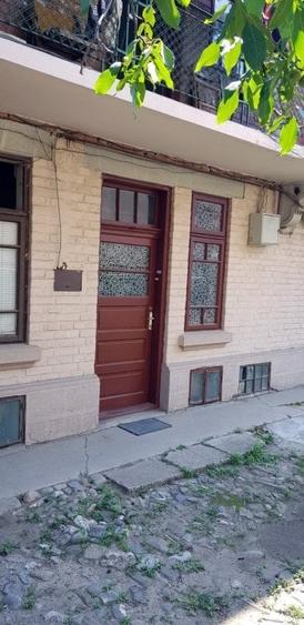 Apartament cu 2 camere semidecomandat, mobilat în Grivița