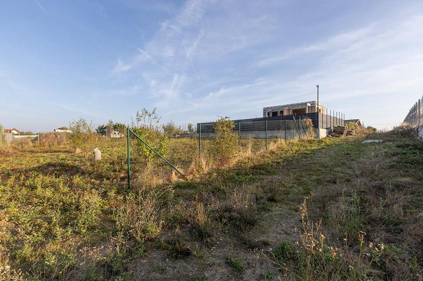 Teren Construcții intravilan de 1762 mp, în Balotești